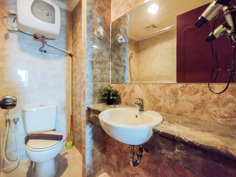 Homey 3Br Galeri Ciumbuleuit 1 Apartment