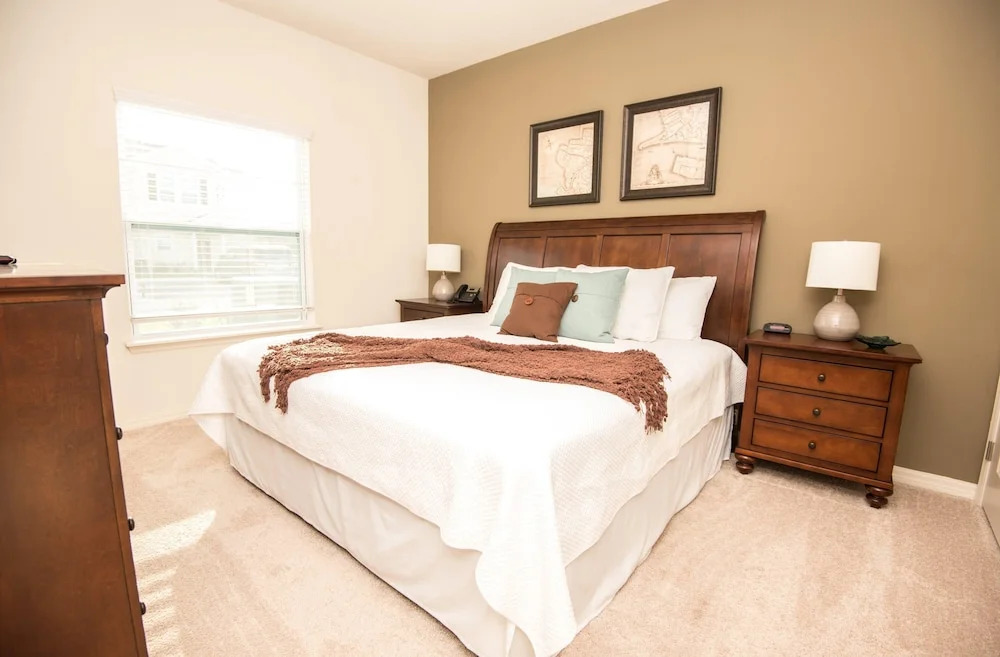 November Special W. Lucaya 4 Beds ID: 239294