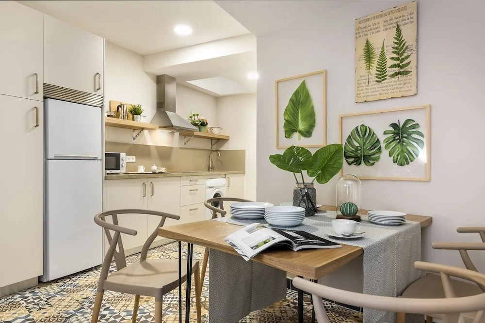 Genteel Home Picasso III