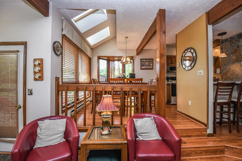 Ski Harbor 4 Bedroom Townhome #38