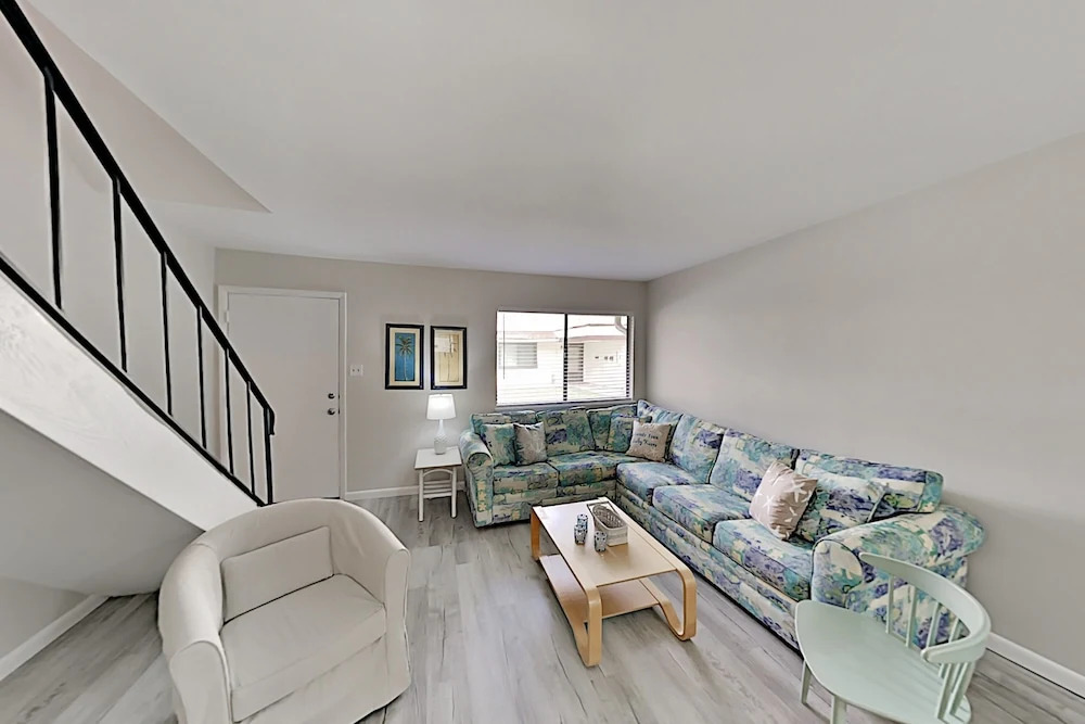 109112ts 2 Bedroom Condo