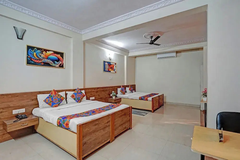 FabHotel Sandalwood Vibes