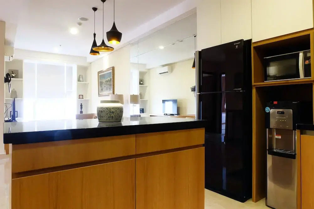 Direct Pool Access Lavenue Apartment