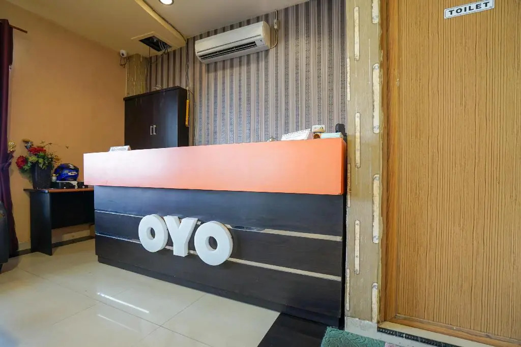 Collection O R.Sukamto Near Palembang Trade Center Mall