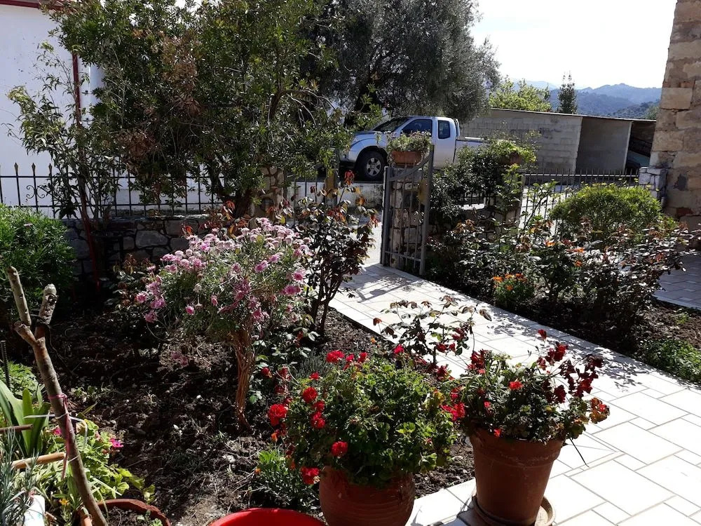 Eftihia's Traditional House