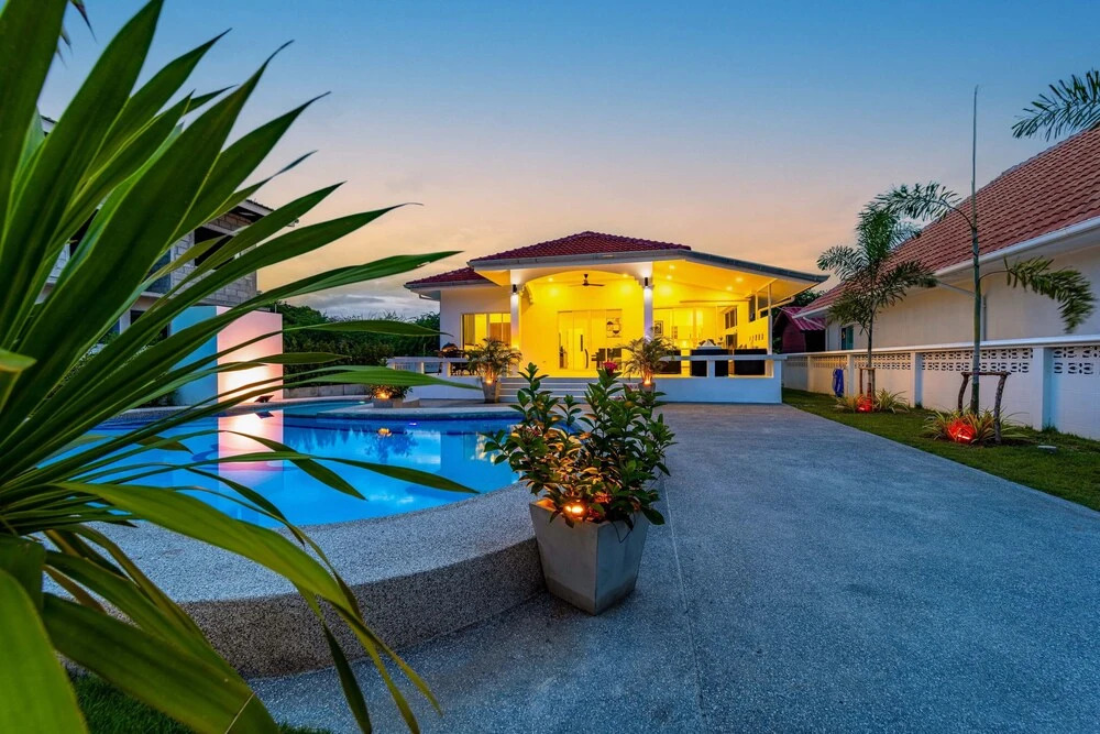4 Bedroom Private Pool Villa OV10