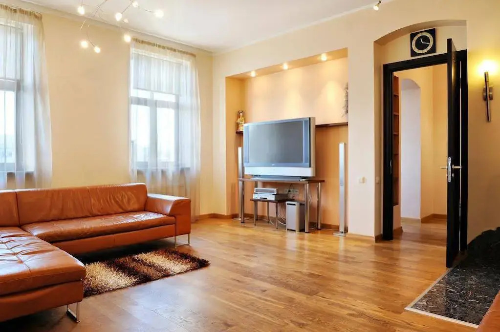 Raina Lux Apartment
