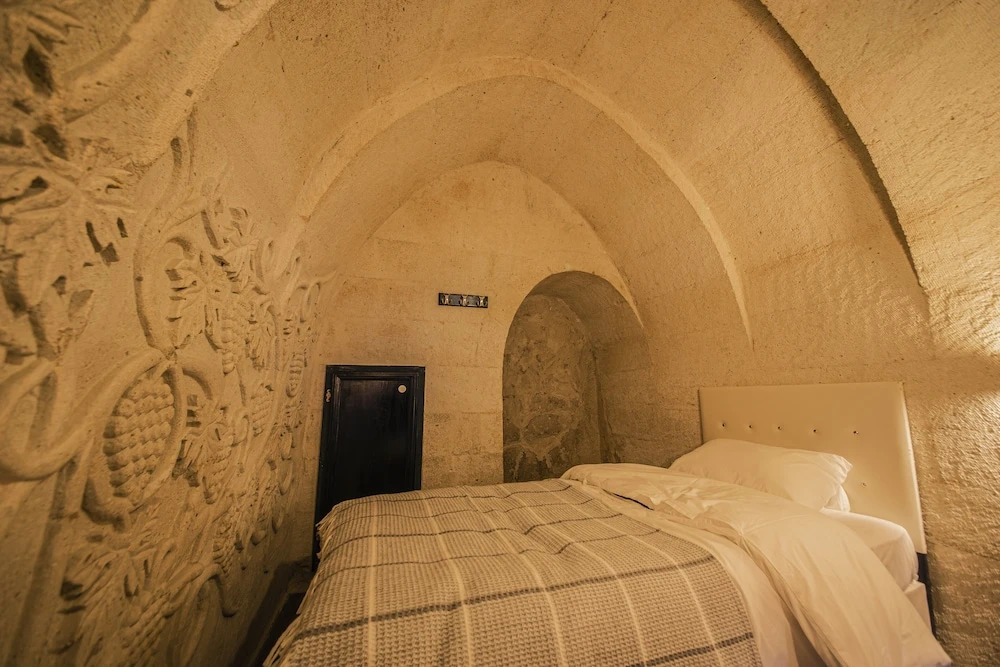 Limon Cave Hotel