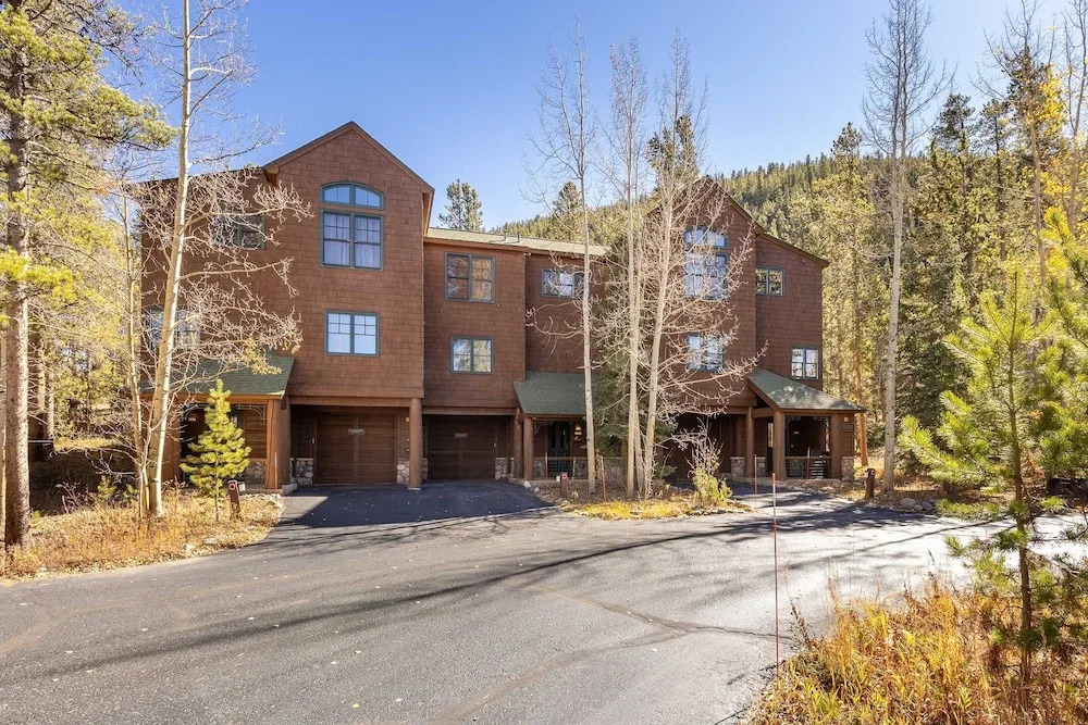 1975 Starfire Townhomes 4 Bedrooms 4 Bathrooms Townhouse