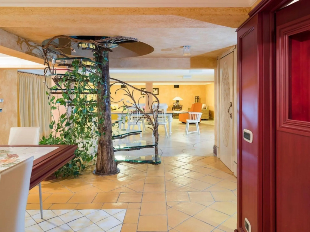 Luxurious villa with pool and wellness area at 2 km from the beach-VILLA DEL DRAGO