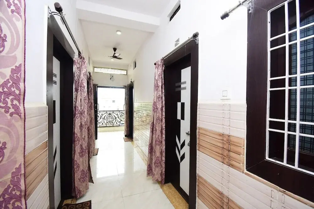 Hotel Amit by OYO Rooms