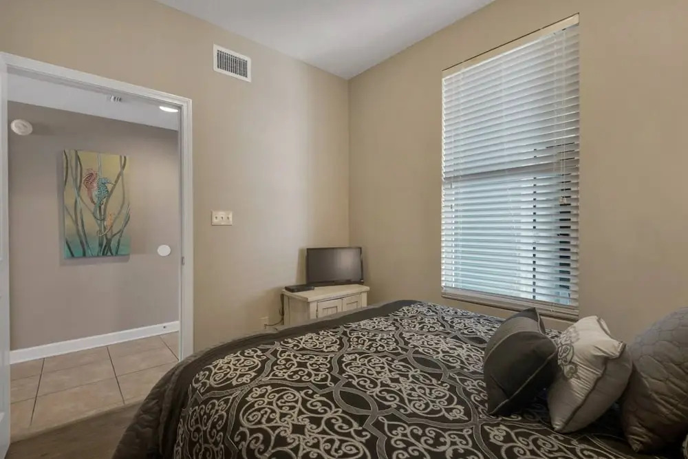 Majestic Beach Towers Resort by Panhandle Getaways