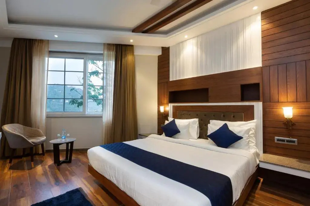 Hotel LA Eden