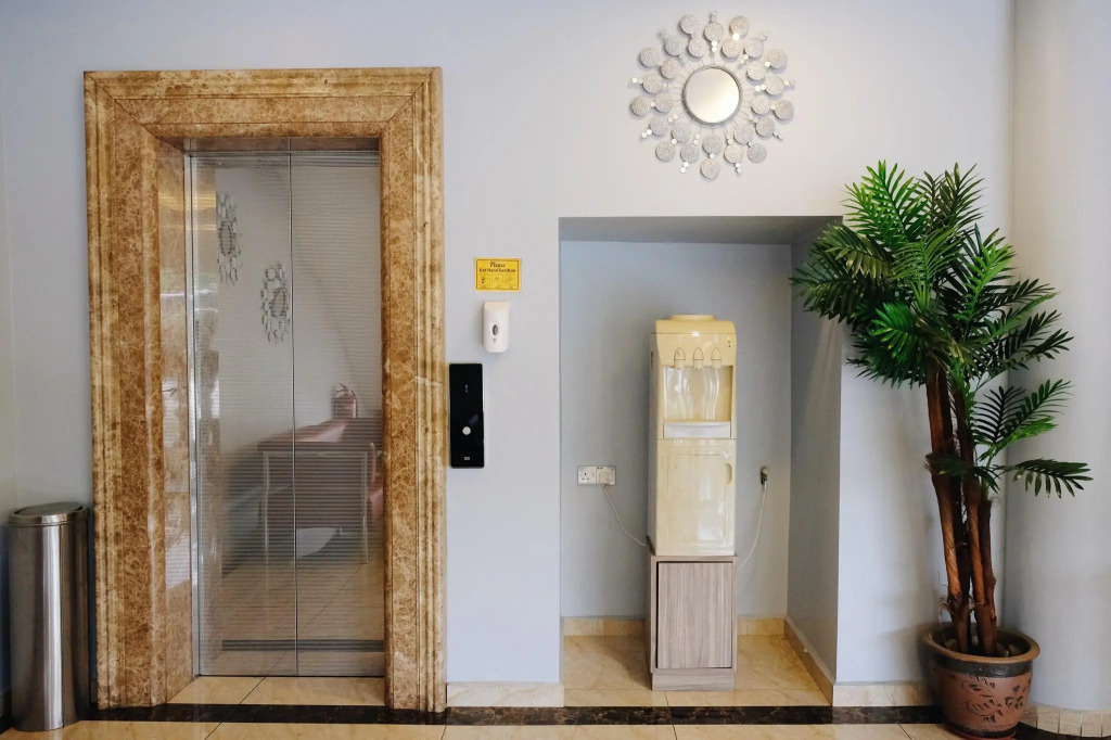 Era Plus Hotel