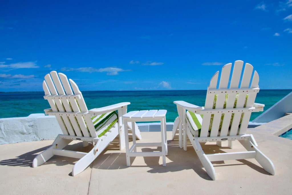 Waters Edge Villa - Oceanfront with Private Pool