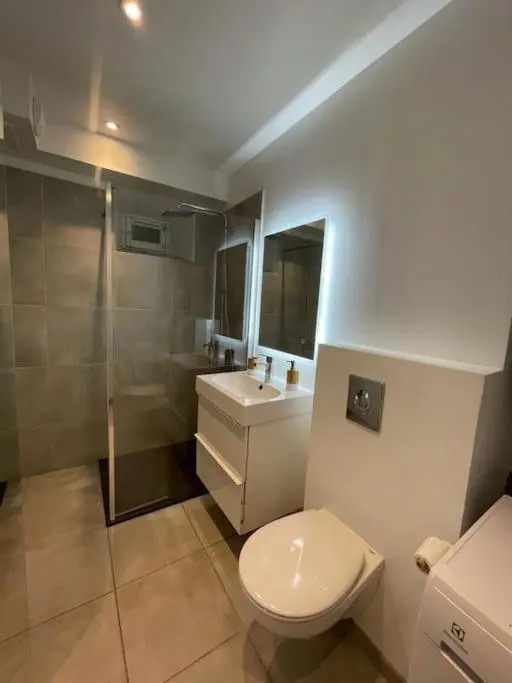 Biarritz Quartier des Halles et 2min Grande Plage - T2 en souplex