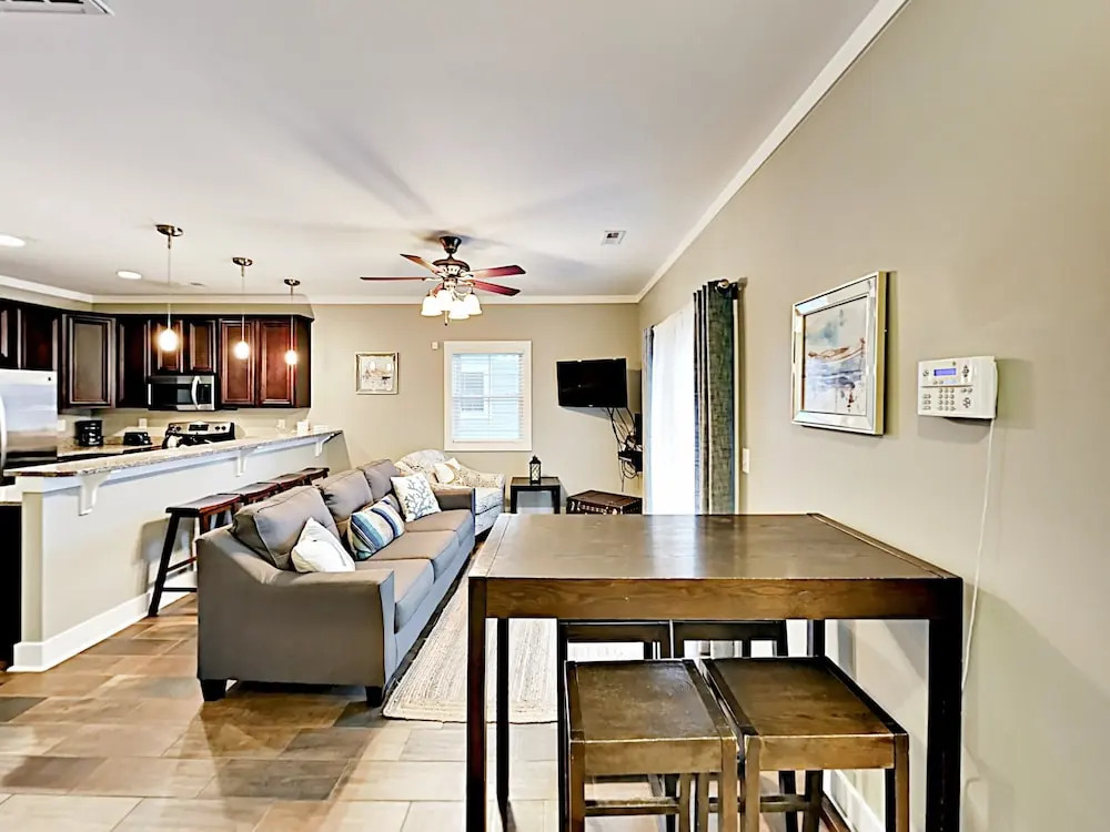 2724 Kashton Dr Home 4 Bedrooms 2.5 Bathrooms Home