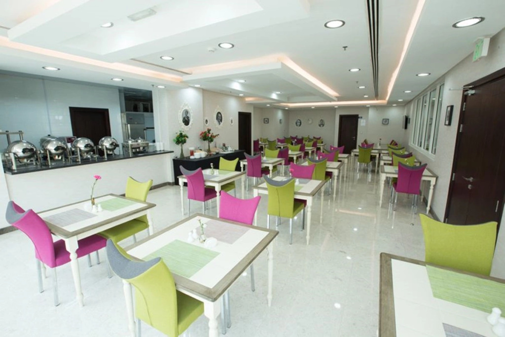 GREEN GARDEN HOTEL