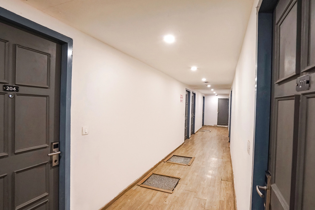 Townhouse Prayagraj Near Railway Station Formerly Santosh Palace