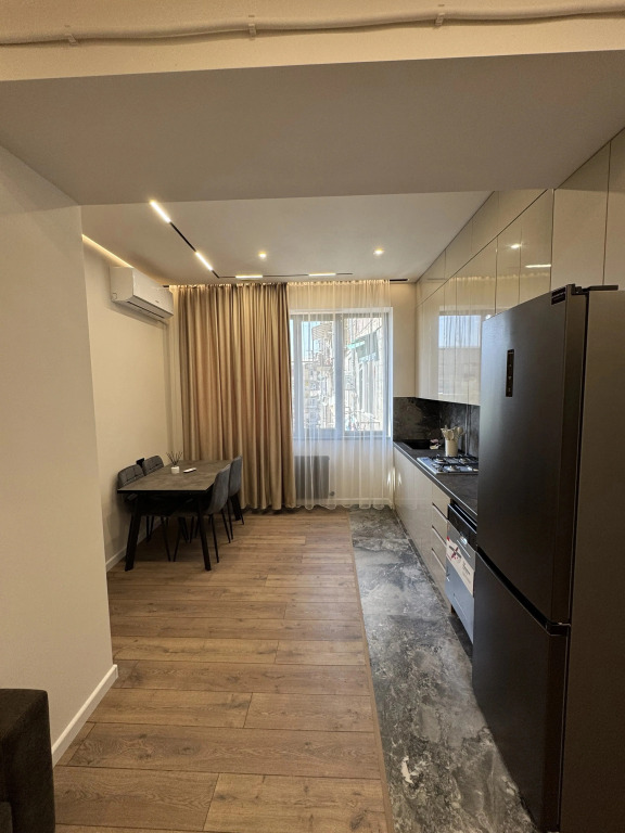 Апартаменты New Renovated - Adams Apartments