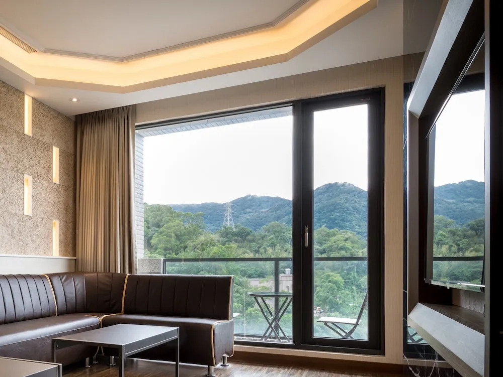 liHotel