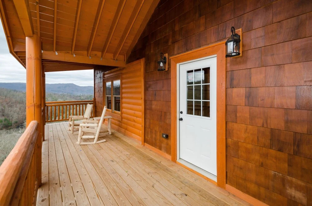 SmokyStays 6 BR Cabin w Indoor Heated Pool