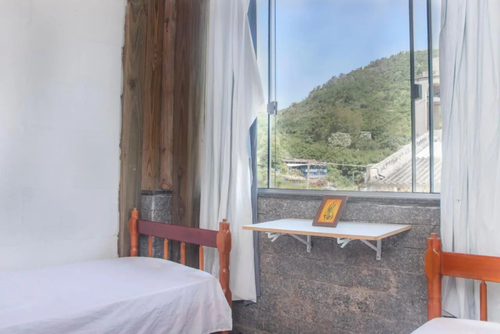 Sea Wolf Surf Hostel