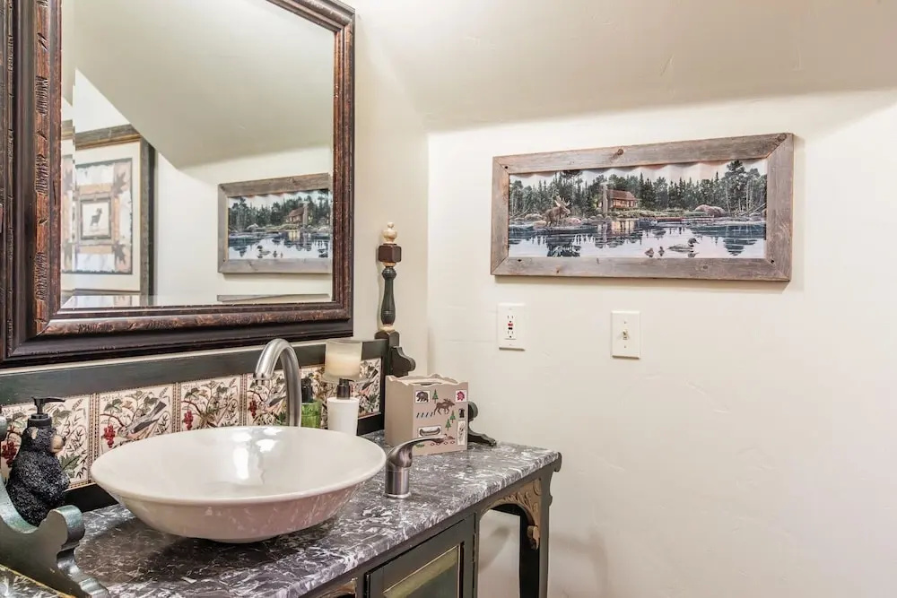 New Listing! Custom Miracle Mountain Lodge W/ AC Home
