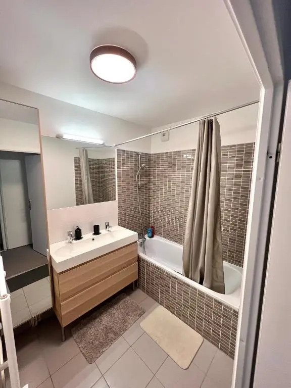 Luxury Full apartment with SOFITEL BEDS Paris 76m2 Terrasse 25m2