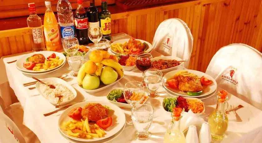 Arslanli Hotel
