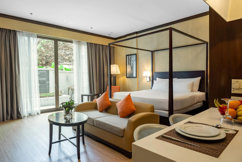 Micasa All Suites Hotel