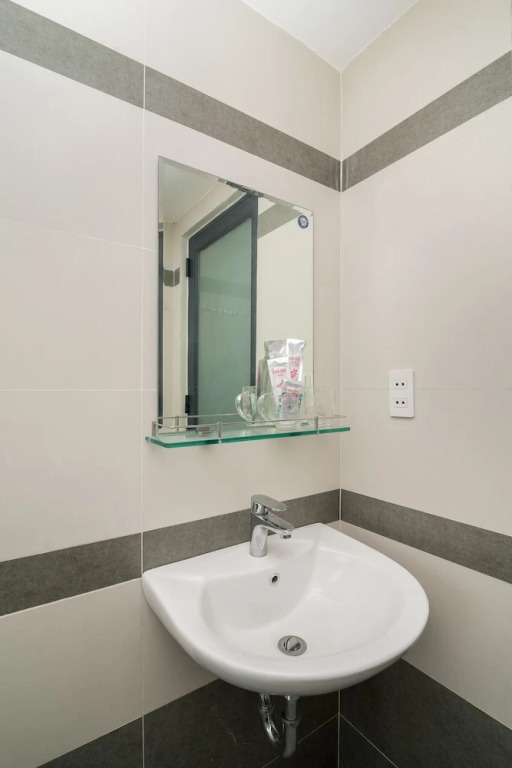 OYO 181 Tam Quy Hotel