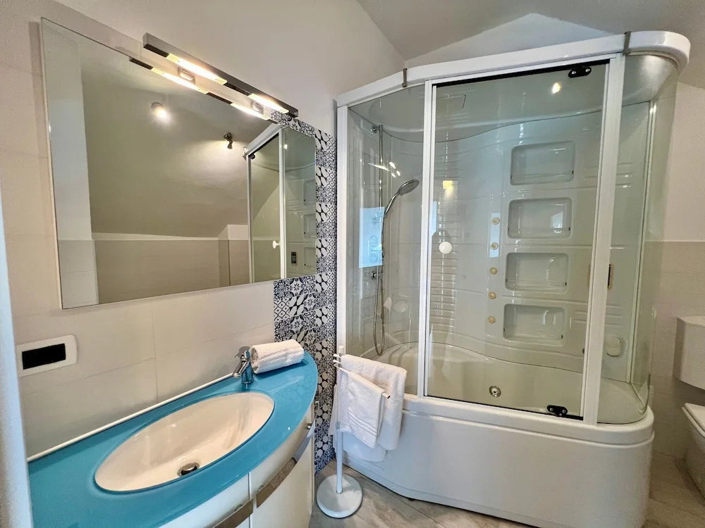 Lignano Top-floor Flat Near Center