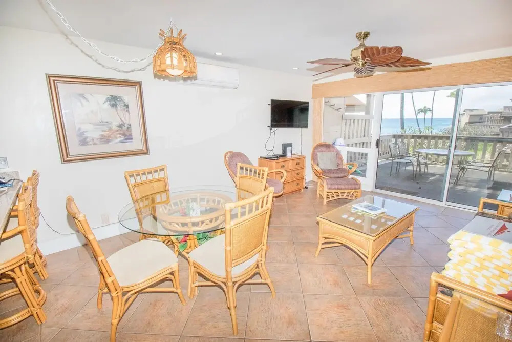 Kahana Sunset D8 2 Bedroom Condo by Redawning