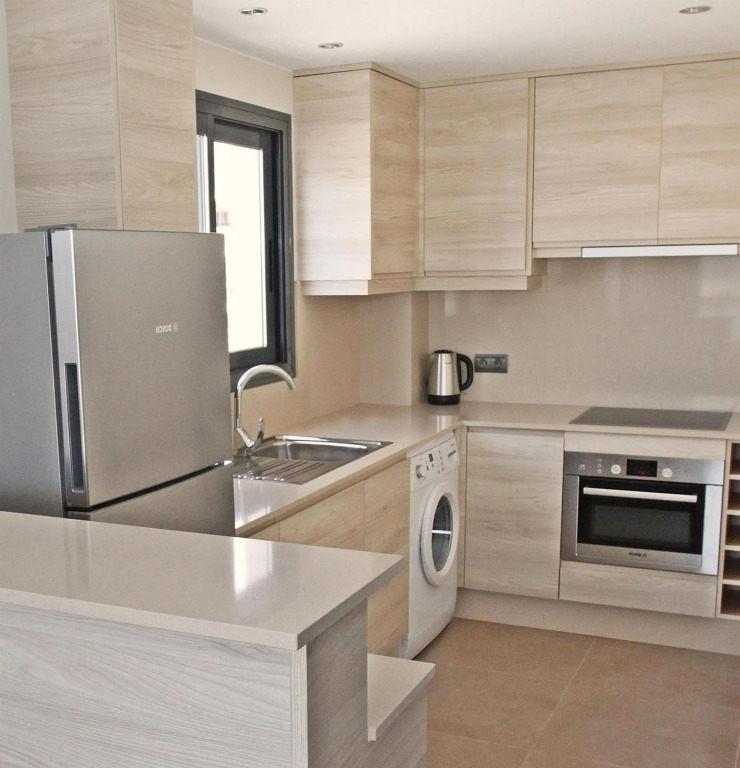 Luxe vakantieappartement aan de jachthaven van Altea met frontaal zeezicht