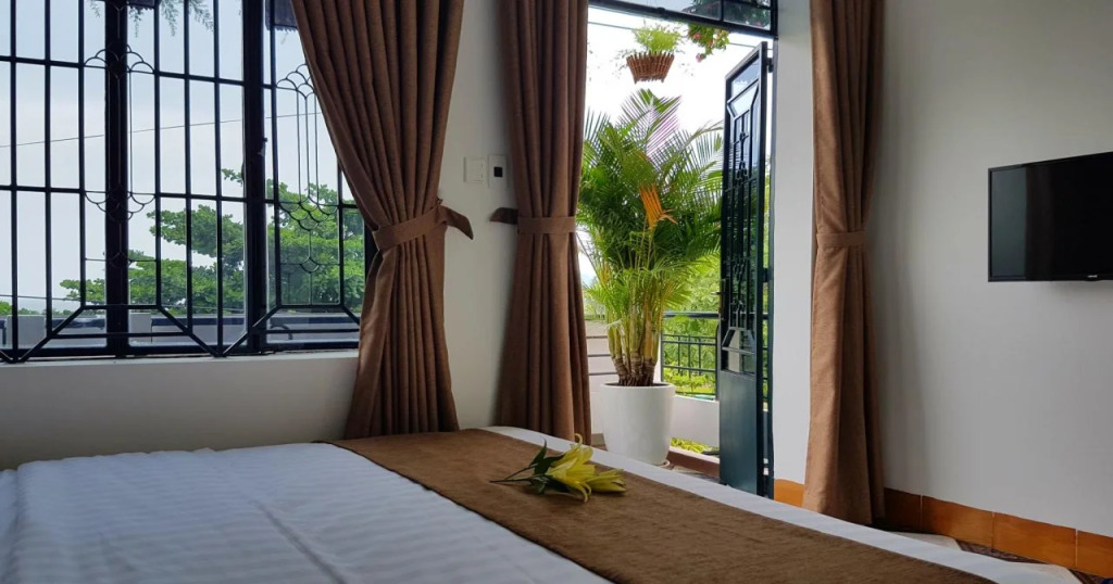 Alan Hostel
