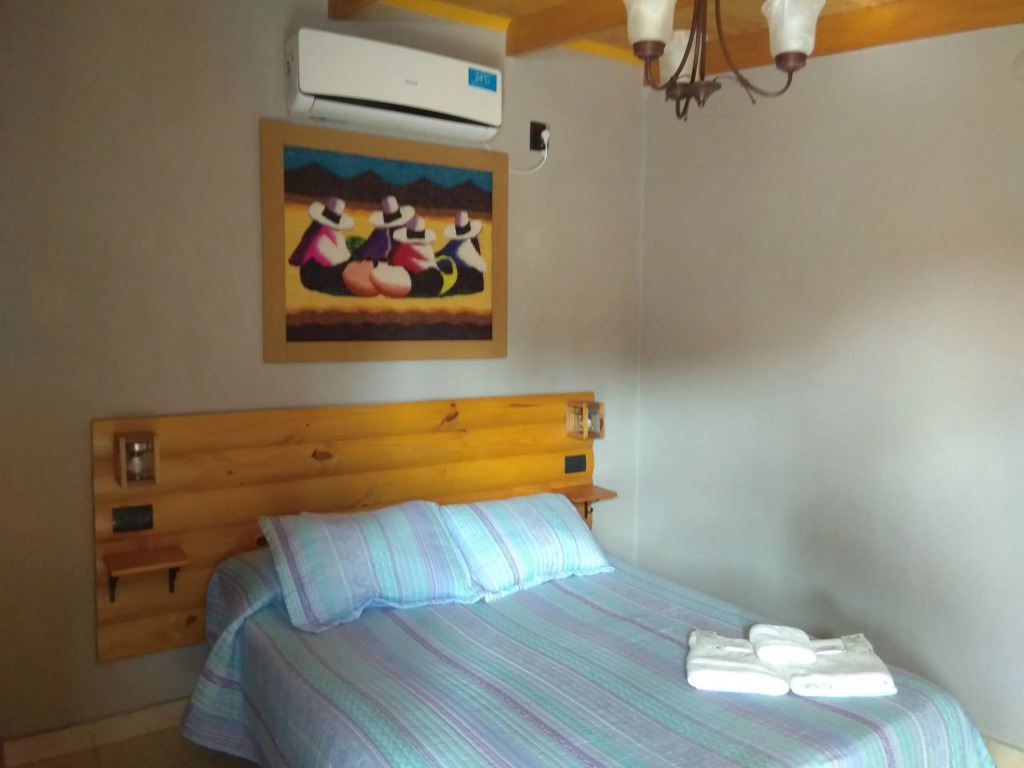 Hostal Quedate