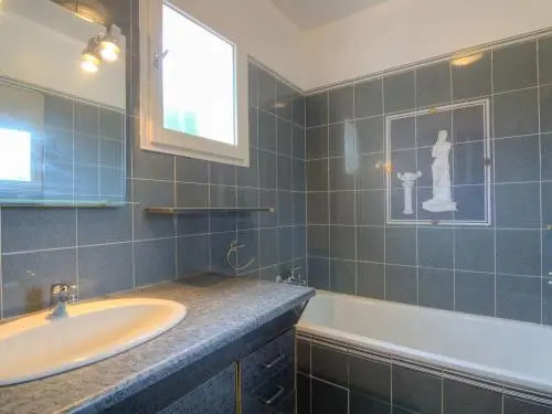 Holiday Home l'Oursinade