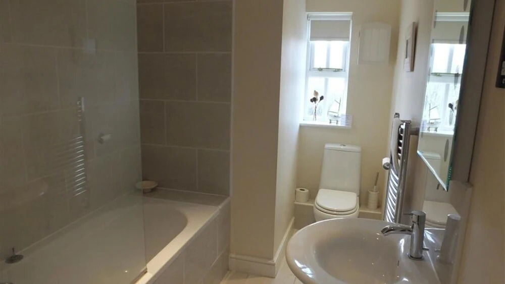 Park Place Court 3 Plas Bach
