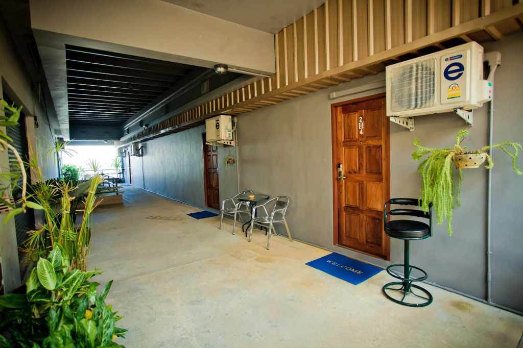 Chaphone Guesthouse