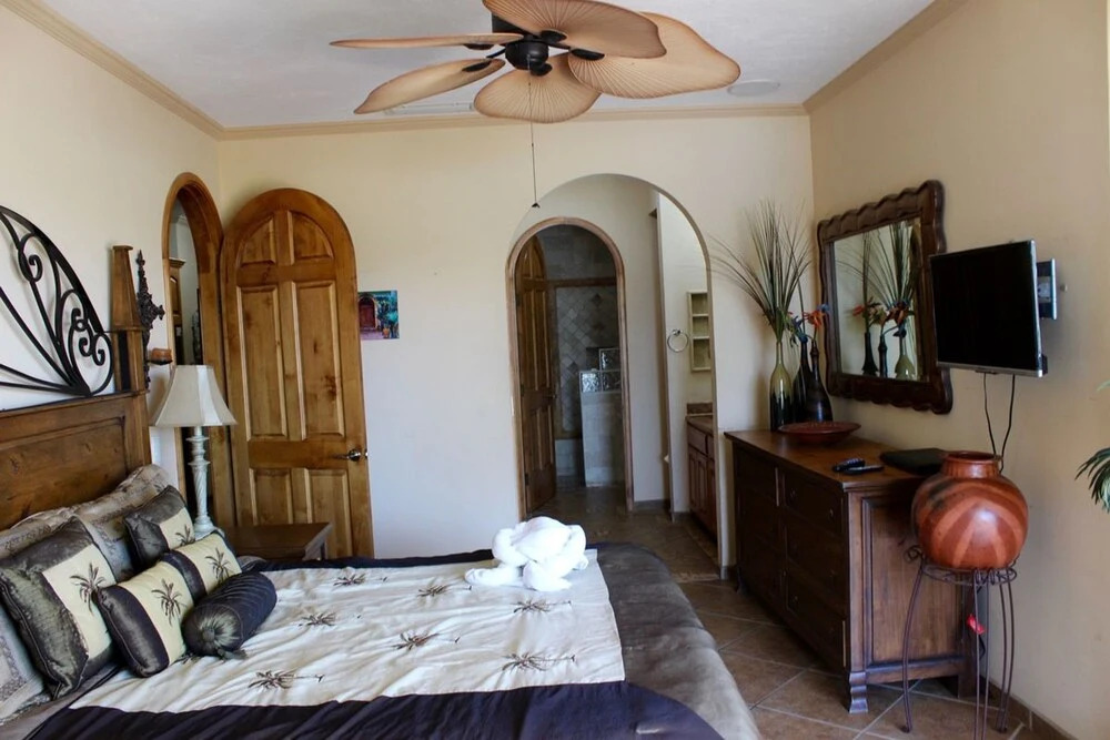 Casa Blanca 2BR CB 105-v by Casago