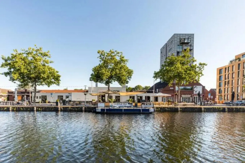 Stadsvilla Tilburg met tuin, Luxury Hendrik
