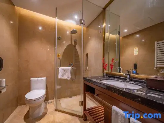 Minshan Sun Tribe Hotel