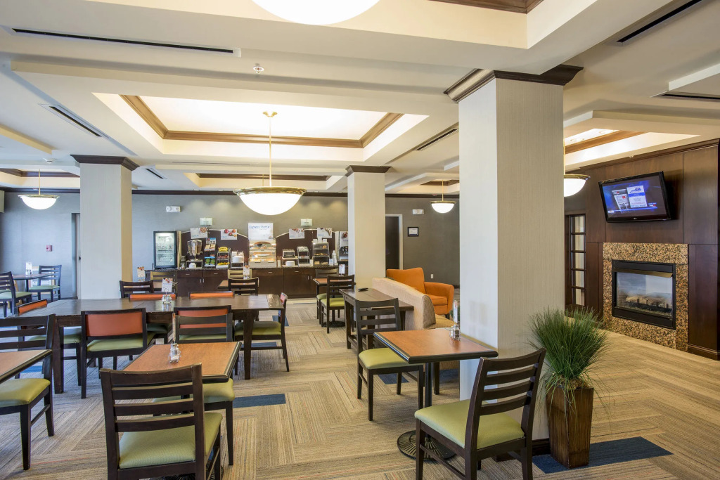 Holiday Inn Express Hotel & Suites Richwood - Cincinnati South by IHG