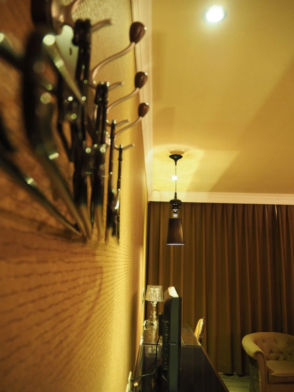 The Riverside Hotel & Motel