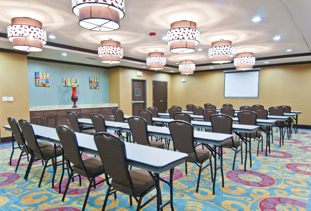 Holiday Inn Express & Suites San Antonio Frost Bank Center by IHG