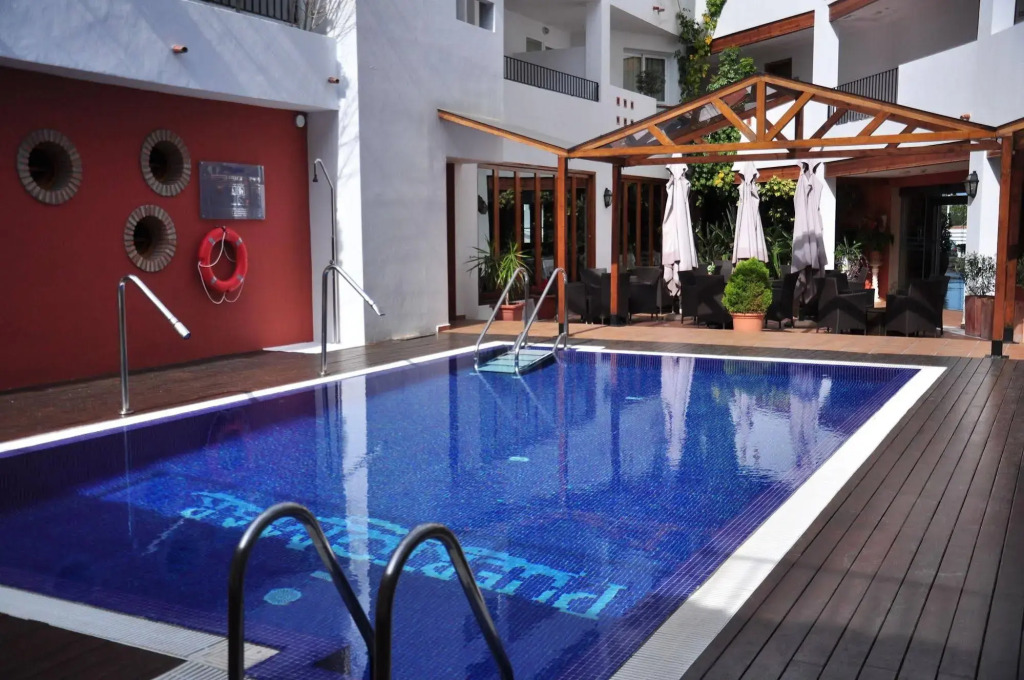 Aparthotel Puerto Mar
