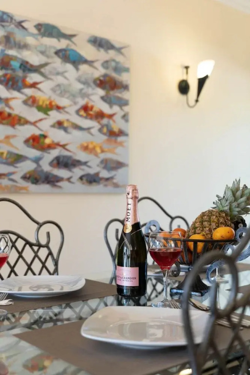 49 Presa da Moura Superbly 2 Bed Townhouse Clos