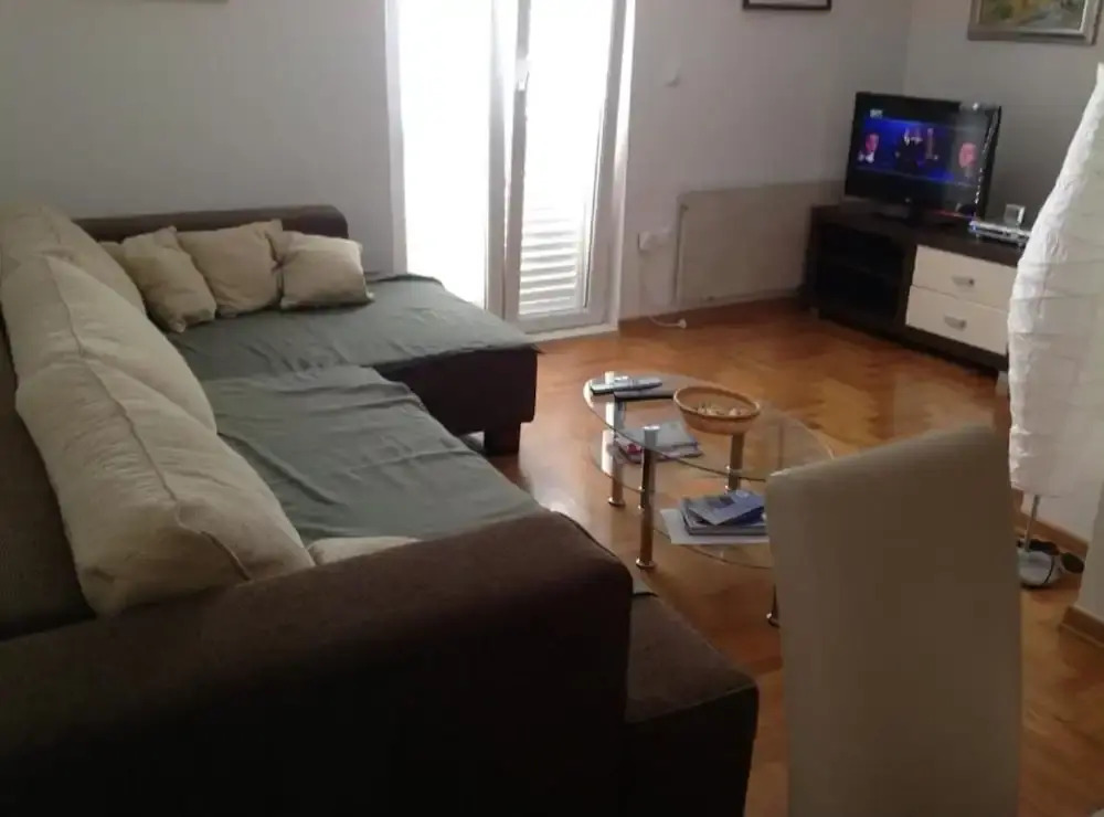 Wonderful Apartment Biserka Near the Beach