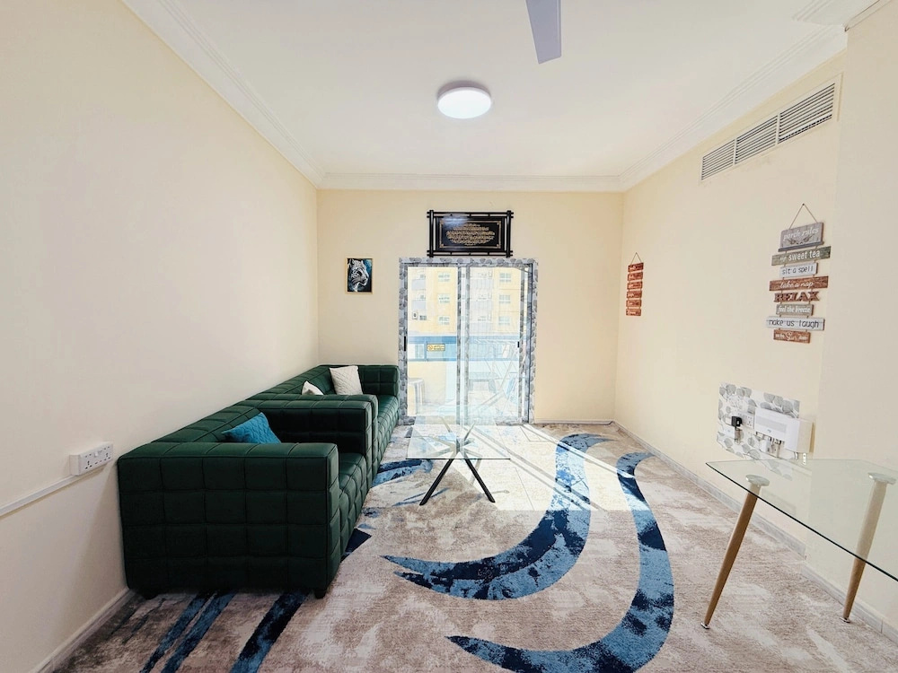 TIDY Premium Hostel